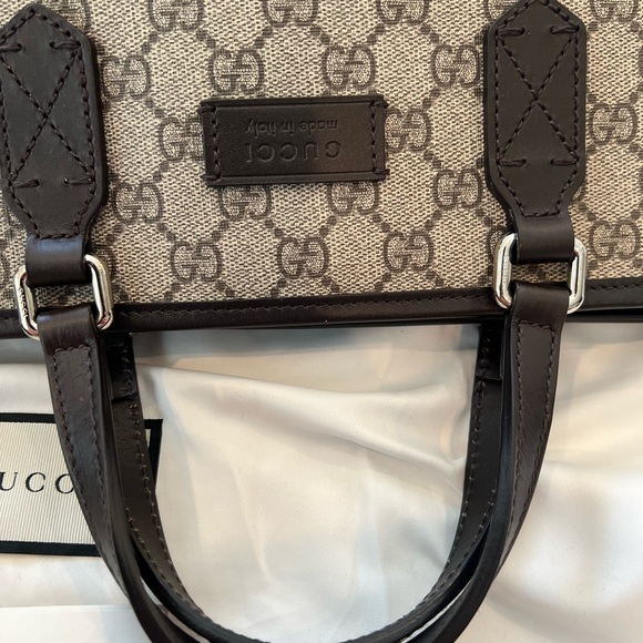 Authentic Gucci GG Supreme Canvas Handbag Brown - Picture 12 of 16